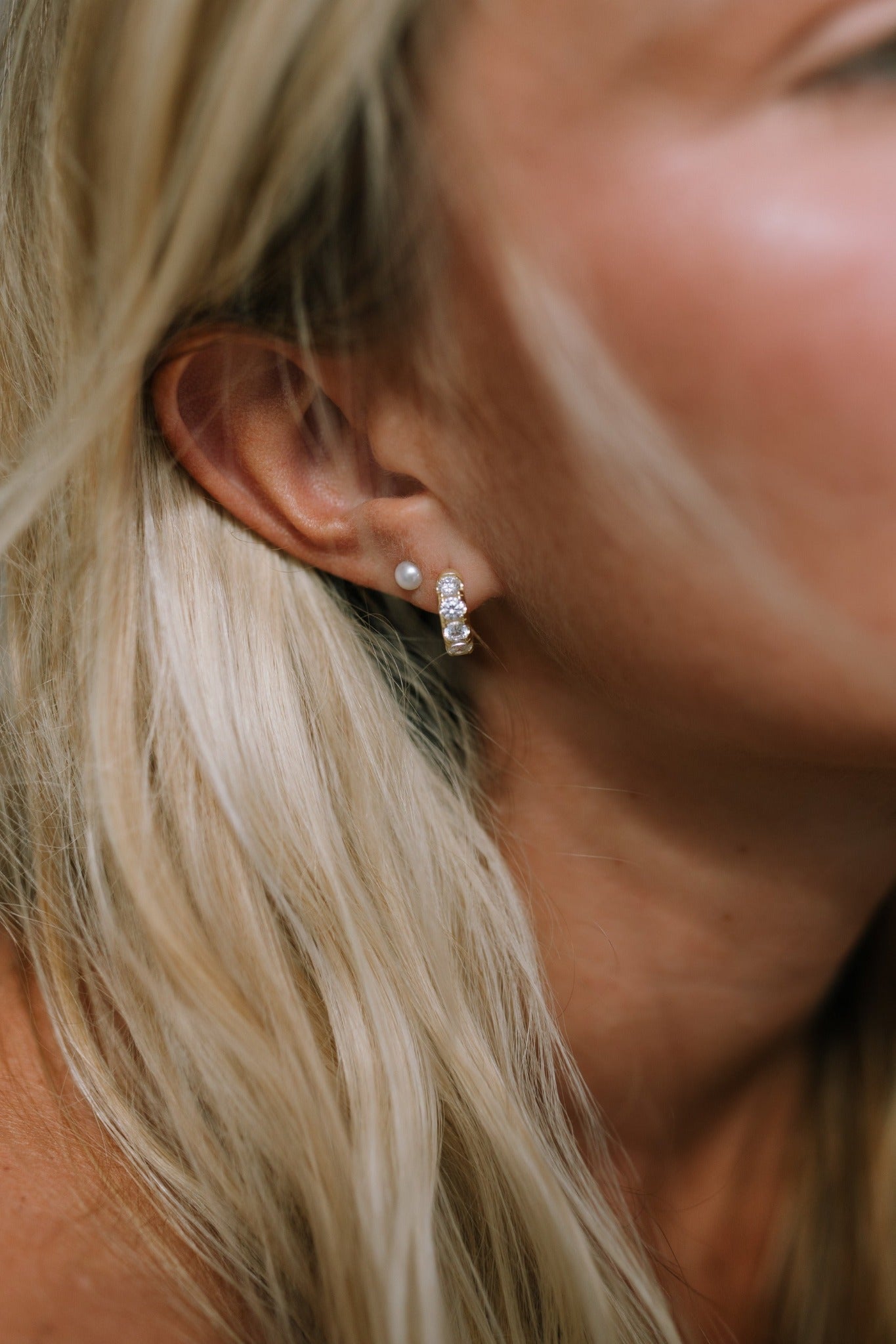 White Freshwater Pearl Studs